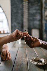 Comment arreter de fumer des joints de THC (shit/beuh) grâce au CBD