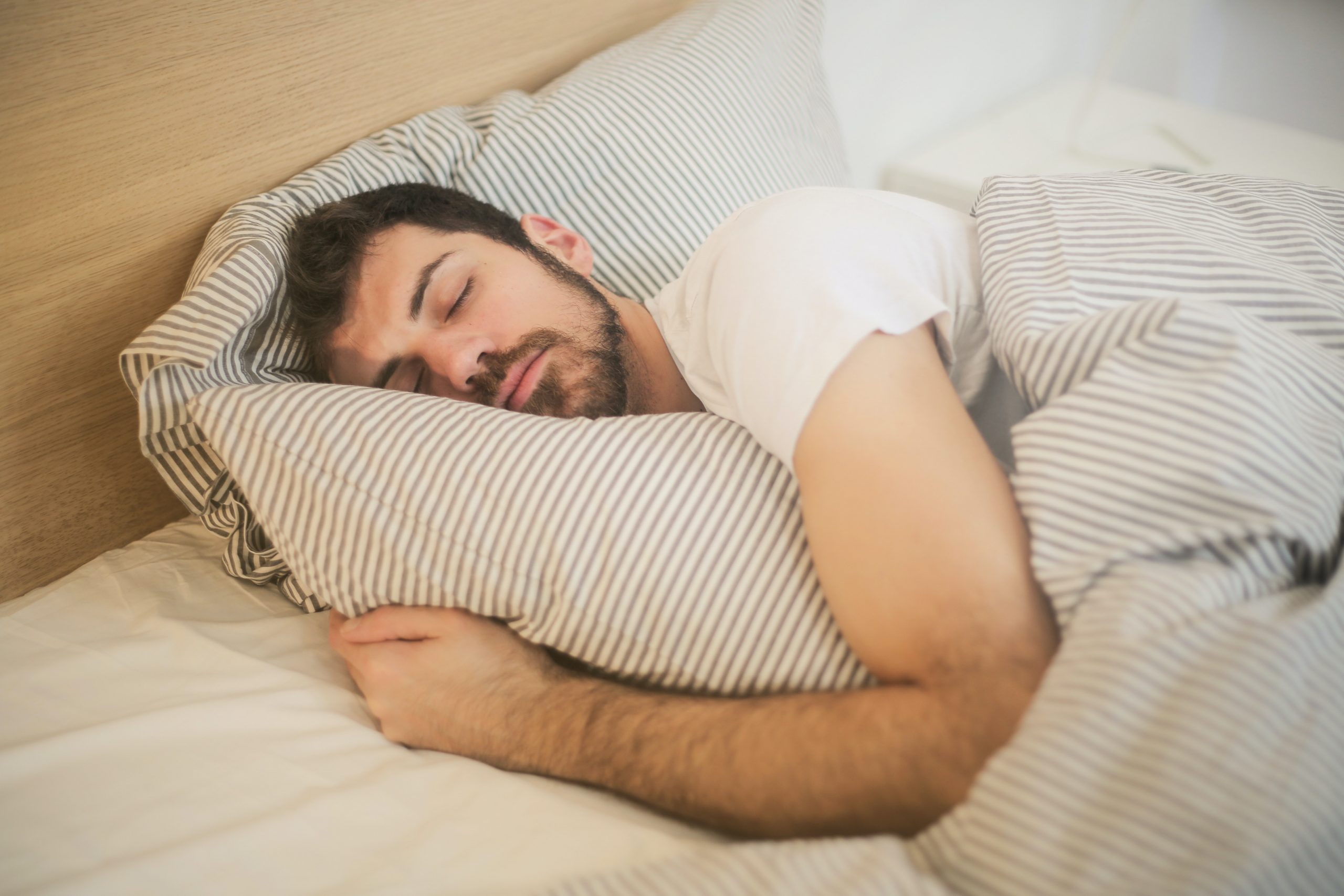 CBD et sommeil : comment mieux dormir grâce au CBD ?